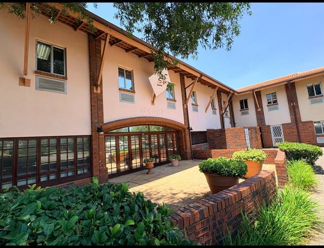 2,000M² OFFICE FOR SALE IN RANDJESPARK